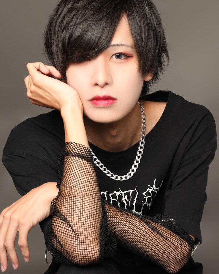 修奈 写真 2