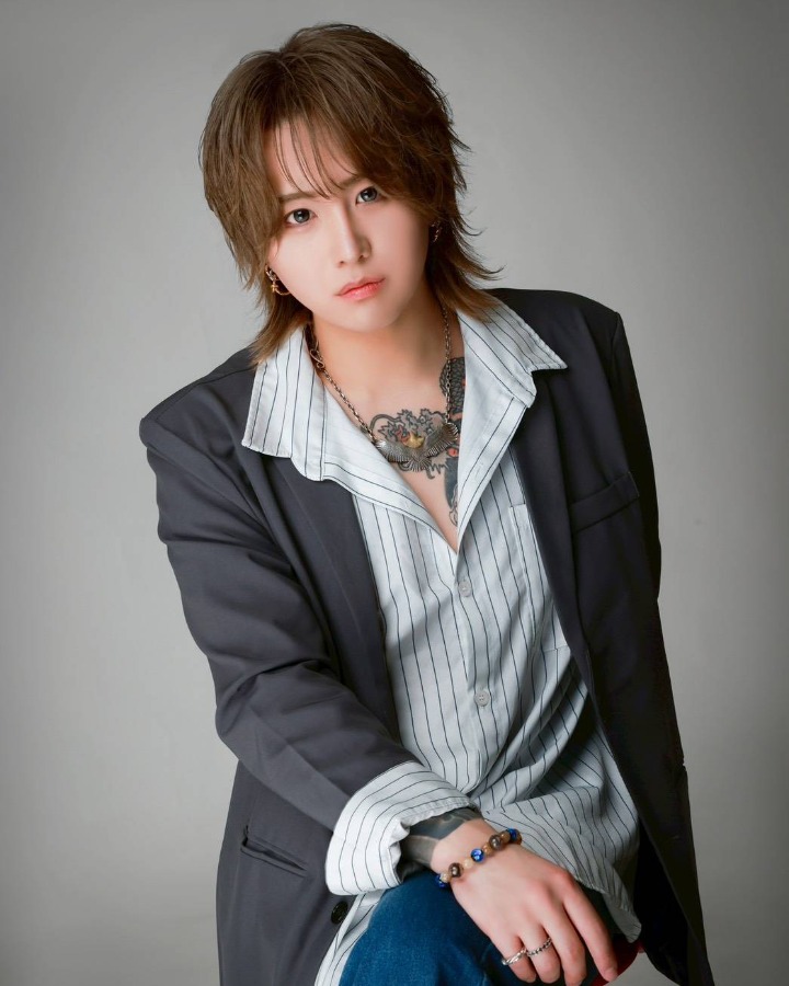 朱雀 奏 写真 1