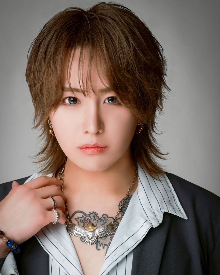 朱雀 奏 写真 2